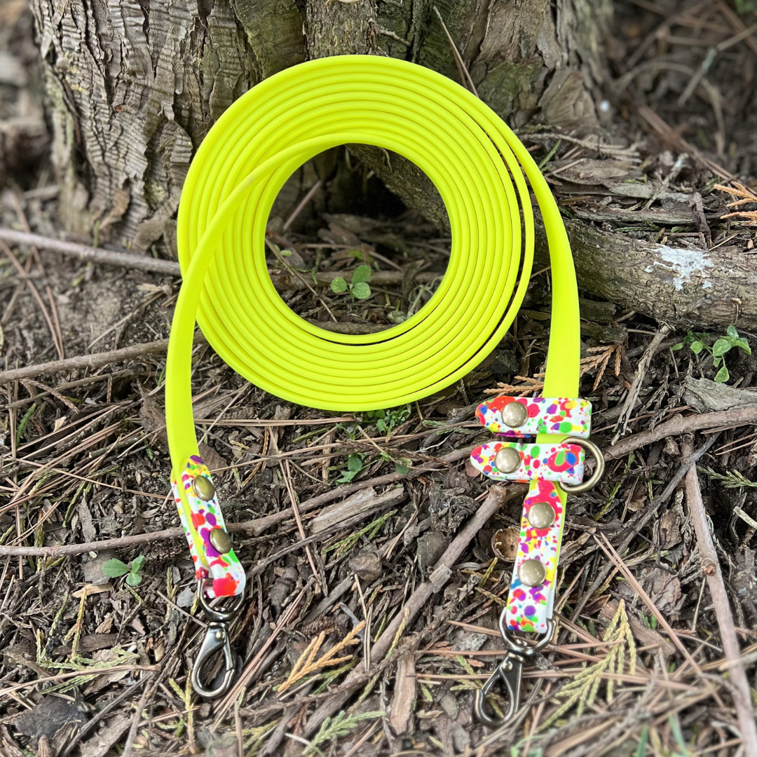 PREMADE: Convertible/Hands-Free Kylo Leash - 10t, neon yellow + splatter